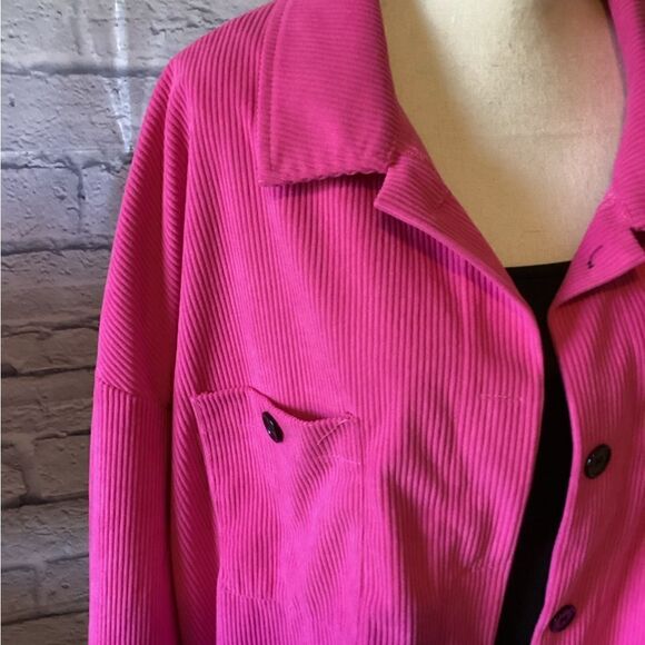 Shein Curve - Women’s Plus Pink Ribbed long Sleeve Shacket - Picture 2 of 6